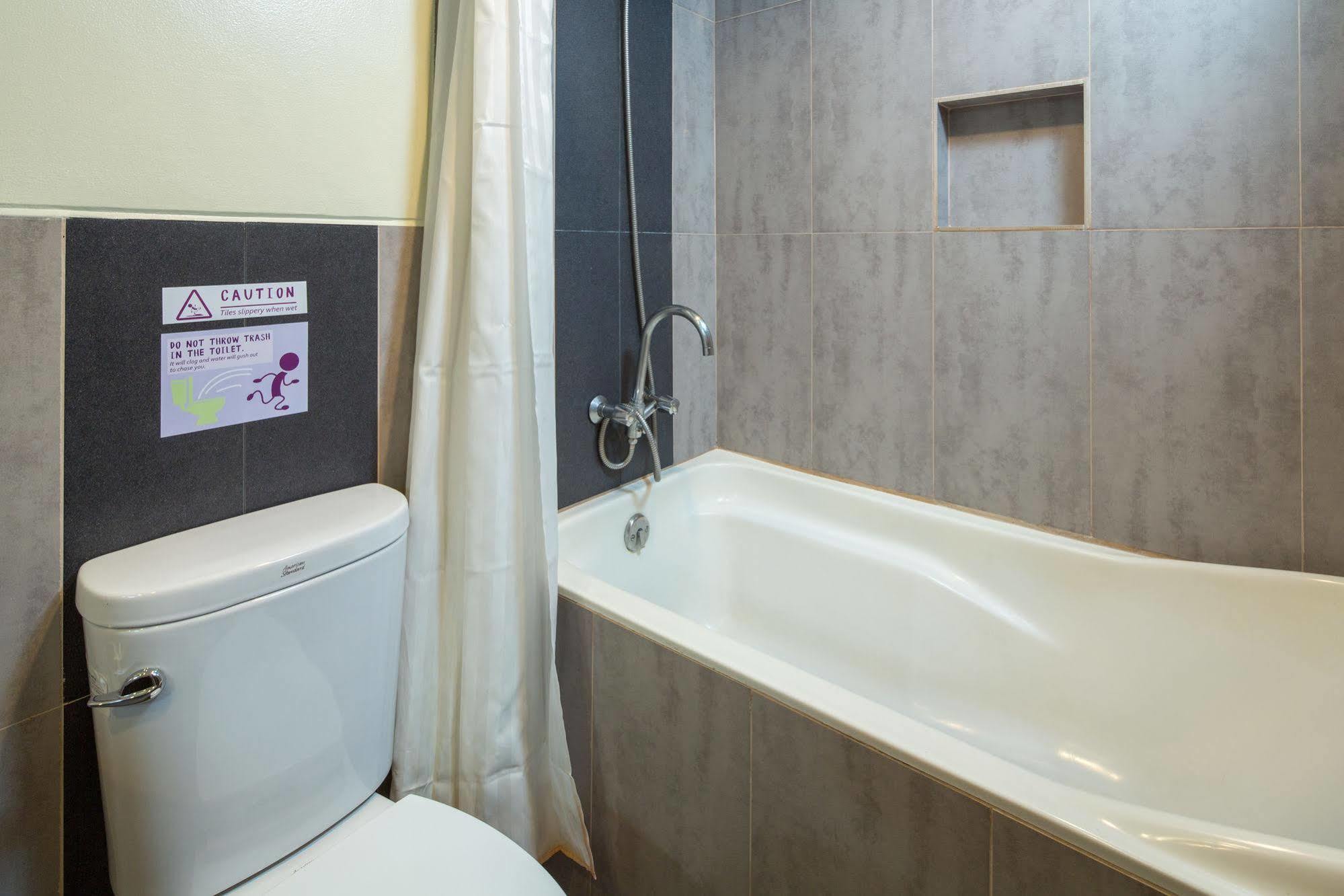 V Hotel 马尼拉 外观 照片