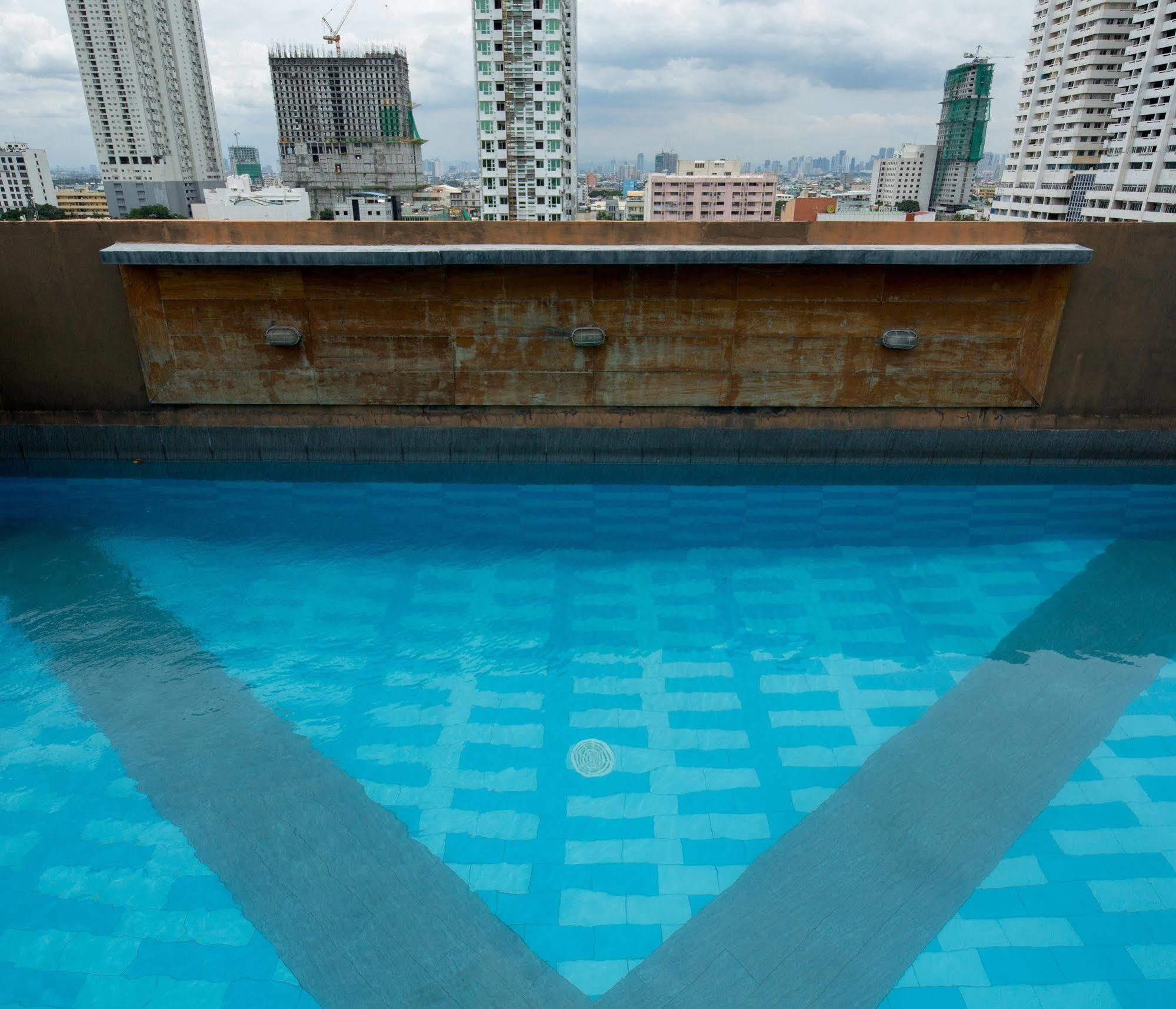 V Hotel 马尼拉 外观 照片
