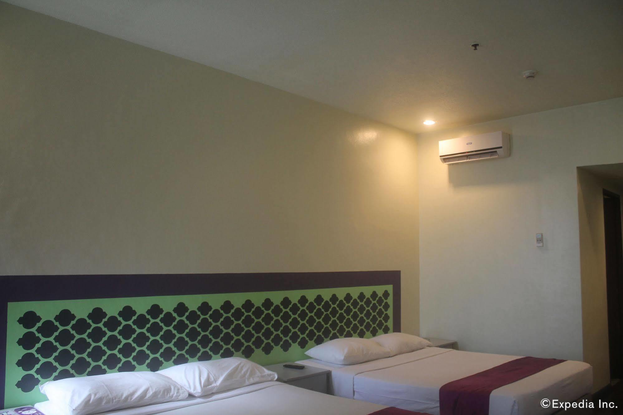 V Hotel 马尼拉 外观 照片