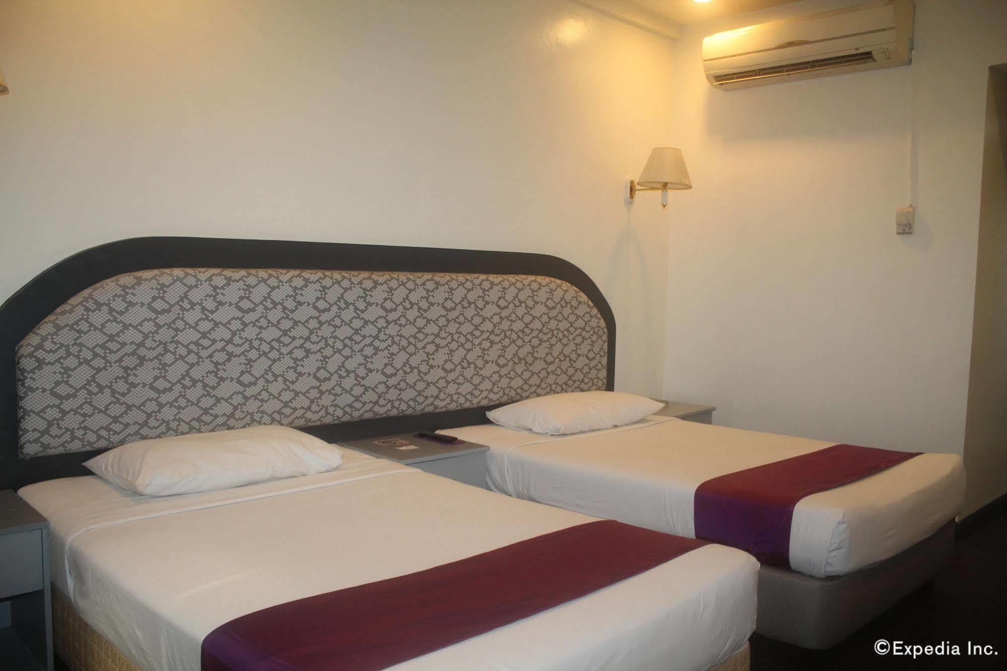 V Hotel 马尼拉 外观 照片