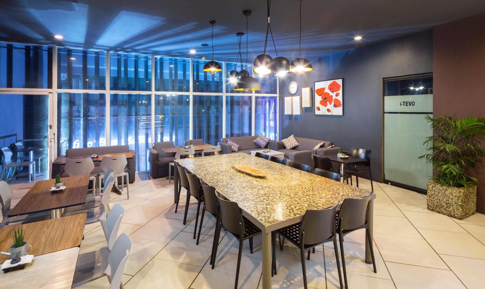 V Hotel 马尼拉 外观 照片